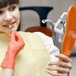 Implante dentário: O que é, função e tipos.