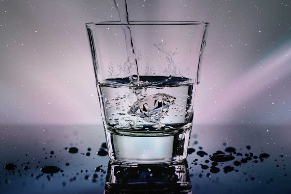 Como tornar sua saúde melhor bebendo água - destacada